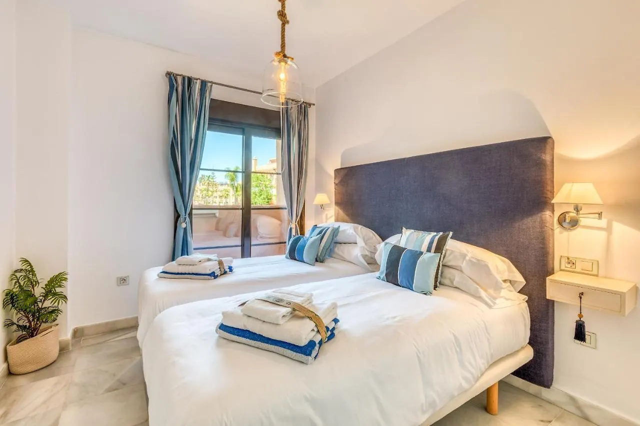 Deluxe Relax Apartment With Pool Estepona